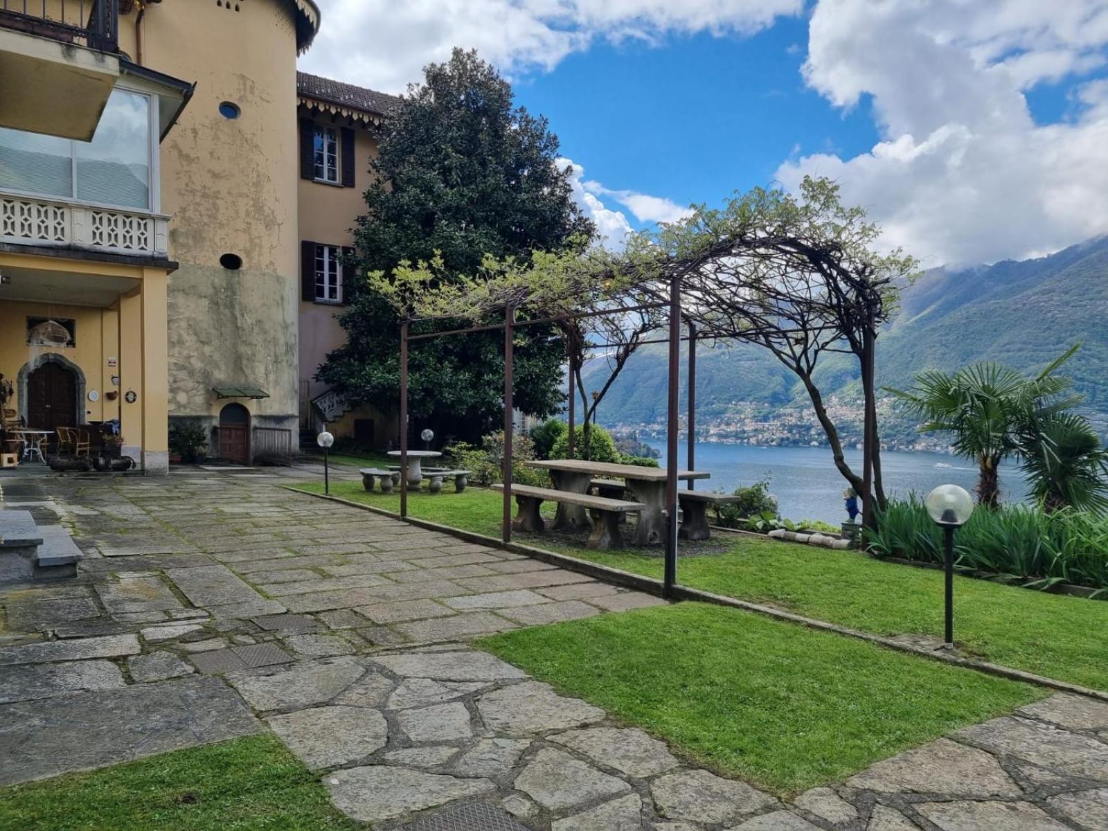Lake Como Villa Ines Junior Apartment Faggeto Lario Exterior foto